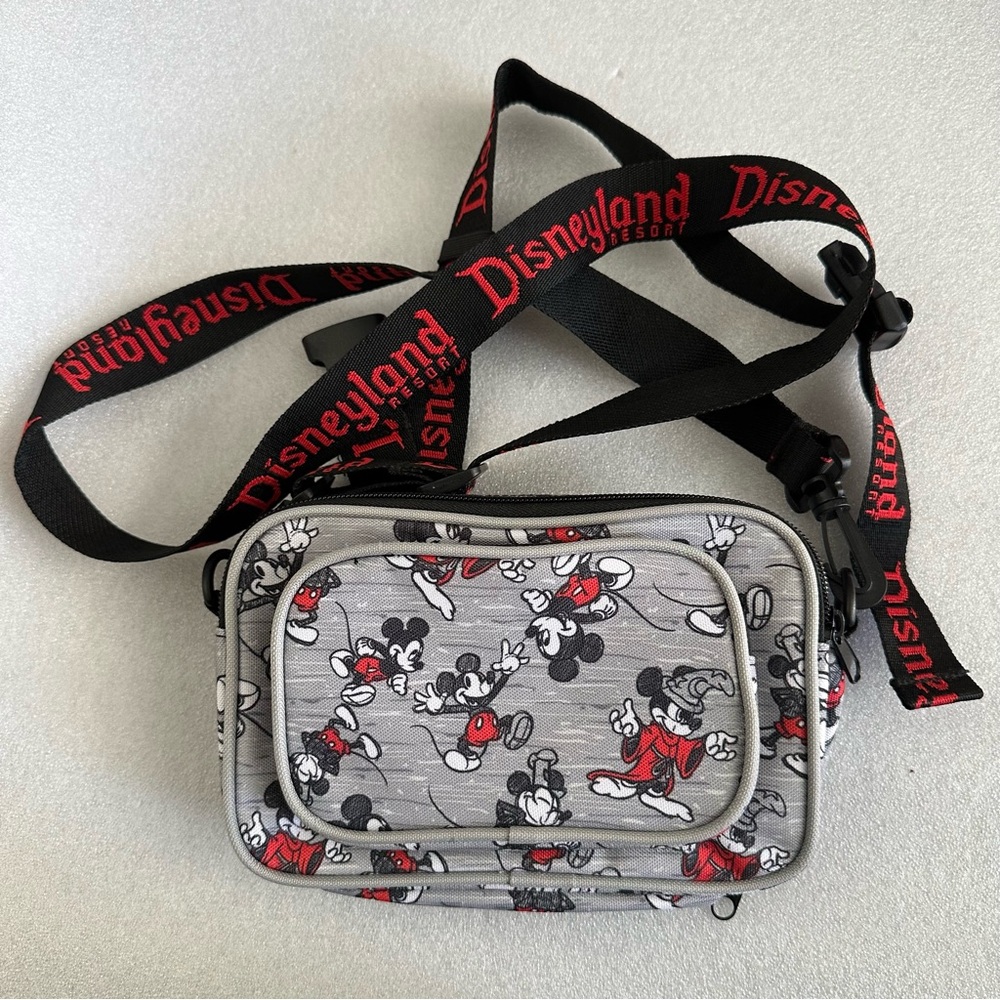 Disneyland Hip / Crossbody 3-Compartment Bag with Mickey Mouse Print